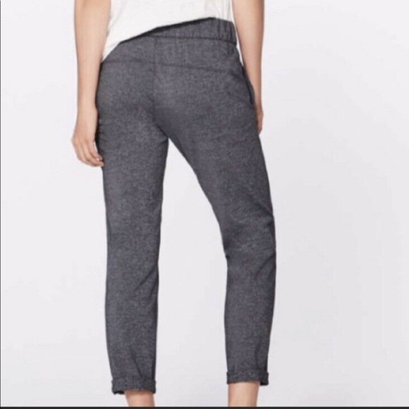 Lululemon On The Fly Crop Pant - Picture 5 of 8